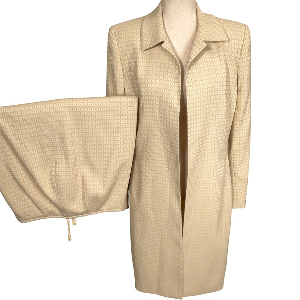 Tahari Skirt Suit Women 10 Cream Tonal Geometric Duster Coat Pencil Quiet Luxury
